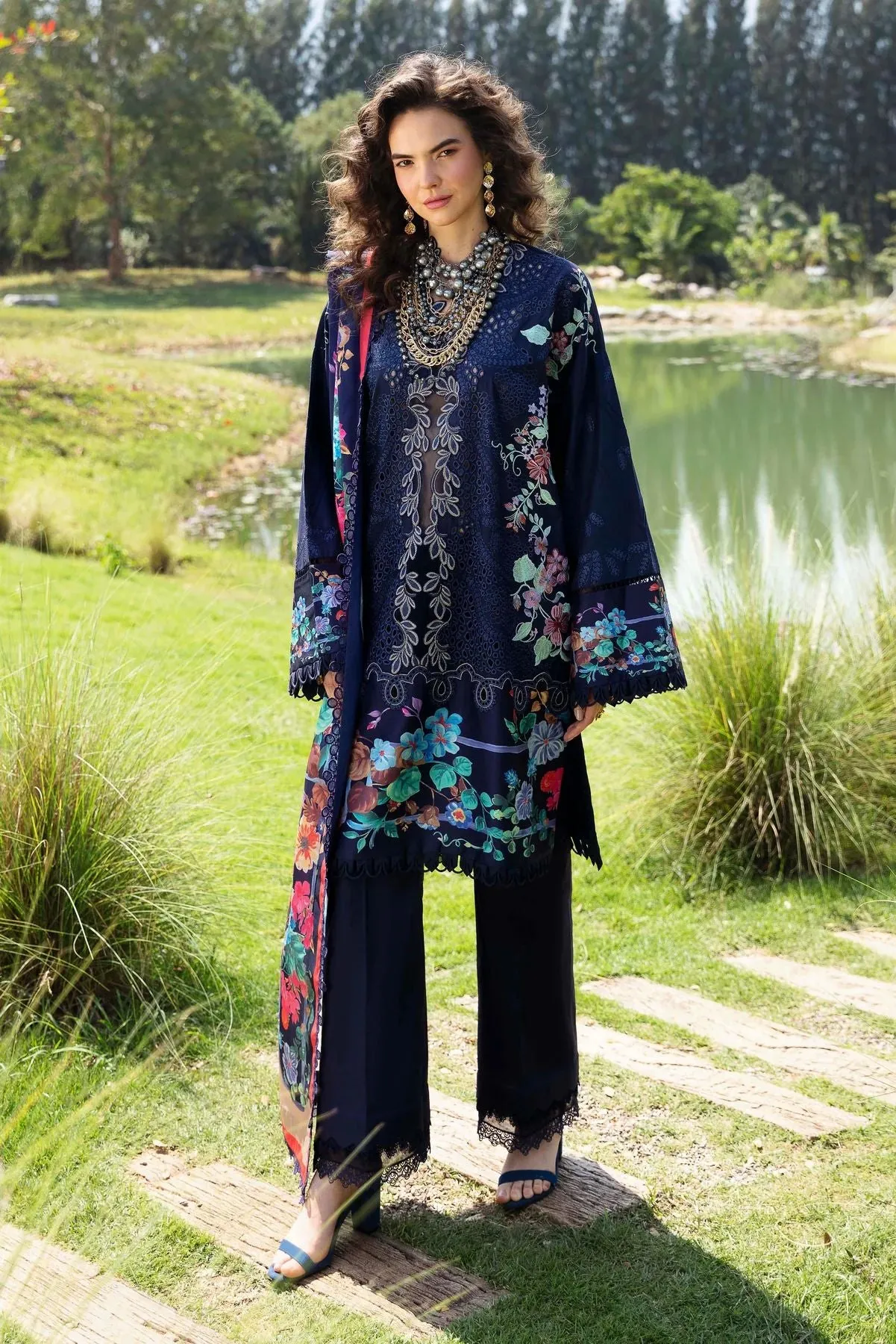 SABLE LUXURY READY TO WEAR LAWN 24 LYRA 13